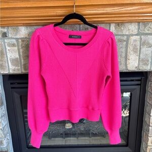 NWOT TECrew Hot Pink‎ Women’s Knit Sweater.  Size Medium.